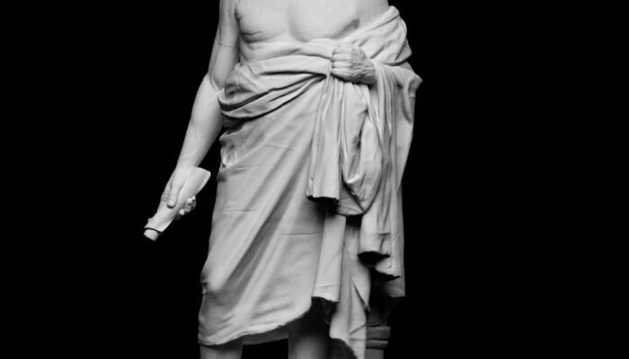 Politik Yang Menguap: Paradoks – Sinisme