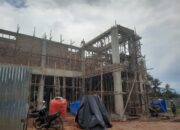 Pekerja Bangunan Kantor Kejari Palas Abaikan K3