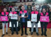 DARI KIRI: Muhammad Arif, Ketua Umum Asosiasi Penyelenggara Jasa Internet Indonesia (APJII); Tom Alamas Dinharsa, Chief Strategic Commercial Officer & Special Project Smartfren; Andrijanto Muljono, Chief Executive Officer Smartfren; Sukaca Purwokardjono, Chief Marketing Officer Smartfren; dan Merza Fachys, President Director Smartfren dalam media update Smartfren Home di Jakarta, Kamis (22/2).