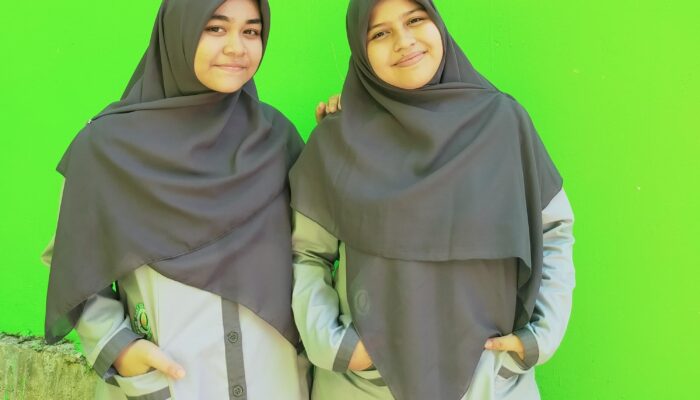 Dua Santriwati SMA DQA Lulus Program Pertukaran Pelajar Internasional