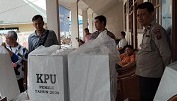Rekapitulasi Hasil Penghitungan Suara Tingkat Kecamatan Di P. Siantar Selesai