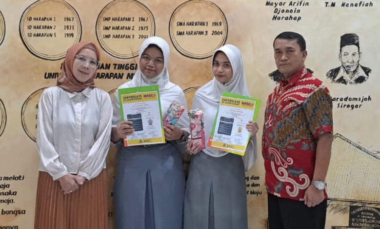 Dua Siswa SMA Harapan Medan Raih Dua Medali Emas Olimpiade Ekonomi Internasional