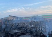 12 Rumah Nelayan Ludes Terbakar Di Bagandeli