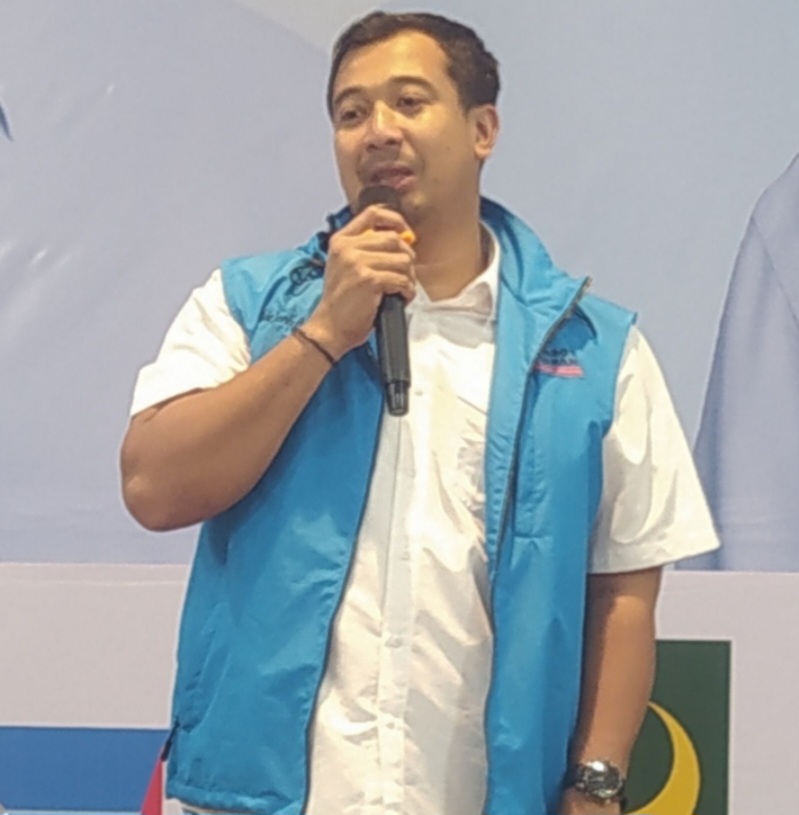Ade Jona Ajak Warga Indonesia Kawal Penghitungan Suara Di KPU
