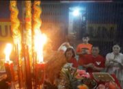 Sembahyang Tebu Suku Hokien Harapkan Dapat Pemimpin Yang Membawa Kemajuan