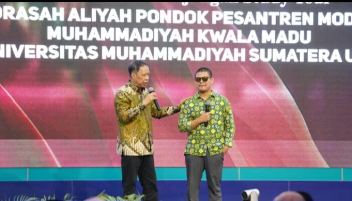 Stand Up Di UMSU, Santri Dapat Beasiswa