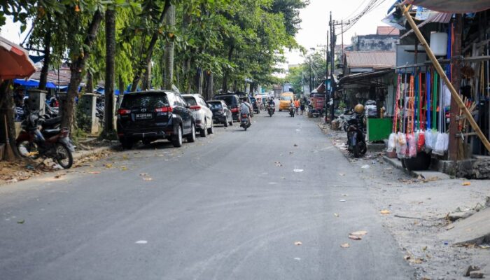 Pemko Medan Lakukan Perbaikan Jalan Jahe Raya