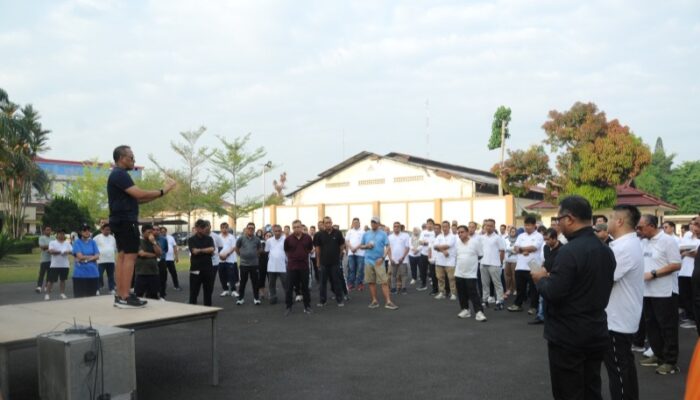 Tutup Rangkaian Rapat Kerja, Ratusan Karyawan PalmCo Gelar Fun Walk Dan Senam Bersama