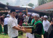Santri Kelas VII Ponpes Babul Hasanah Dapat Hadiah Dari Ketua HIPMI Palas