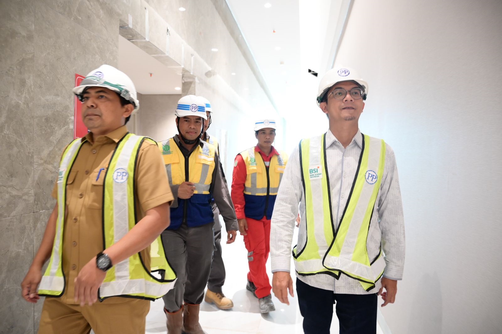 Ketua Komisi III: Landmark BSI Jadi Laboratorium Bagi Pegiat Konstruksi Ketua Komisi III: Landmark BSI Jadi Laboratorium Bagi Pegiat Konstruksi