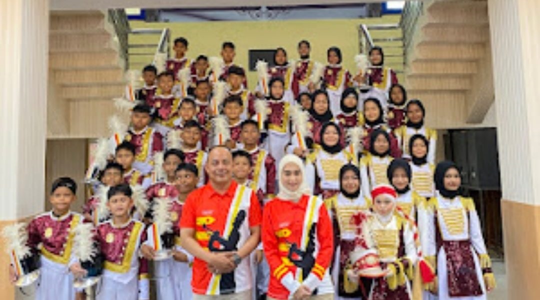 Marching Band SD Yayasan Kemala Bhayangkari Banda Aceh Raih Juara Di AHMBC-II