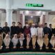 Ketua BKM Al Hidayah, Kecamatan Darul Imarah, Aceh Ir.Faizal Adriansyah, MSi melantik Panitia Ramadhan 1425 H, Senin (12/02/24), malam. (Waspada/T.Mansursyah)