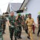 Terlihat Wali kota Drs H Amir Hamzah M AP bersama Dandim mendampingi KSAD ketika betkunjung ke Makodim 0203/Langkat.(Waspada/Ist).