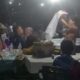 Penghitungan perolehan suara masih berlangsung di TPS 007, Jl. Cendana, Kel. Kahean, Kec. Siantar Utara, Dapil Pematangsiantar 1, Rabu (14/2) malam setelah petugas KPPS selesai makan malam pukul 20:45.(Waspada-Edoard Sinaga).