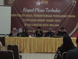 Rapat Pleno Rekapitulasi Surat Suara Pemilu Tingkat Kecamatan Dimulai