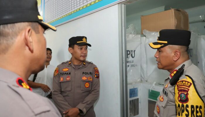 Polres P.Siantar Kawal Kotak Suara Hingga Dini Hari