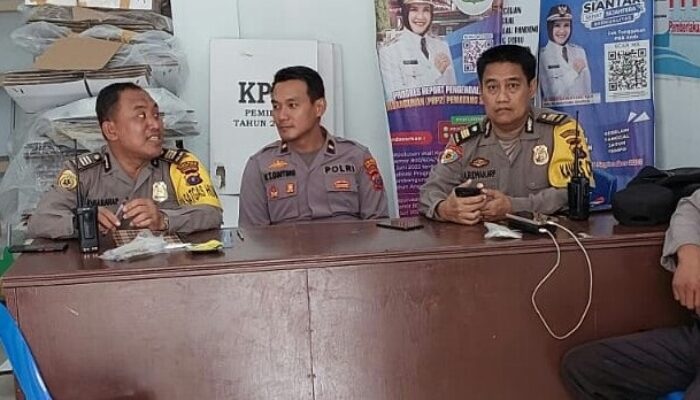 Pamatwil Polres P.Siantar Monitoring Rekapitulasi Di Tingkat PPK    