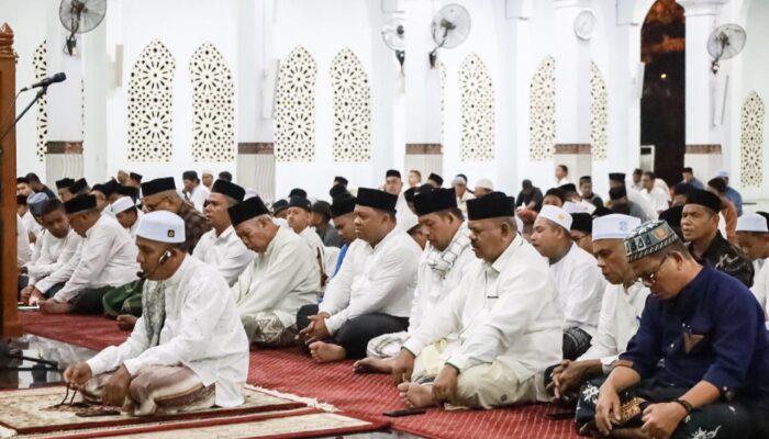 Sekda Aceh Besar Ajak Masyarakat Mantapkan Shalat Lima Waktu