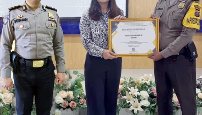 Polres P.Siantar Terima Penghargaan Dari KPPN 