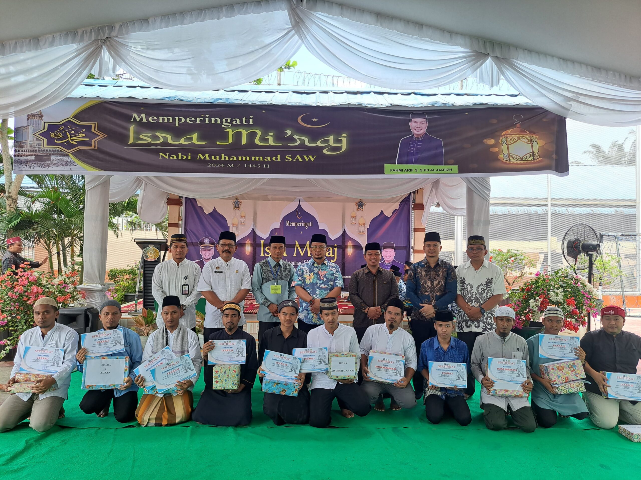 JALANNYA peringatan Isra Mikraj Nabi Muhammad SAW 1445 H/2024 bagi warga binaan yang diadakan Lapas Kelas II-A Labuhan Ruku,Kecamatan Talawi, Batubara.Waspada/Ist
