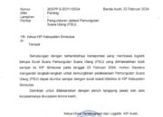 Surat dari KIP Aceh terkait keterlambatan logistik PSU di Simeulue. Foto diperoleh Jumat (23/2). Waspada/Ist
