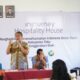 Manager of Airport Operation and Services, Dedi Jumari Lumbantoruan mewakili EGM Bandara Internasional Raja Sisingamangaraja XII, saat memberikan pelatihan Injourney Hospitality House (IHH) kepada peserta. (Waspada/Parlin Hutasoit)
