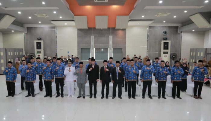 Lantik Sejumlah Pejabat Eselon III Dan IV, Ini Pesan Pj Sekda