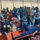 Pekerja mendonor darahnya di CPP Blok A PT Medco EP di Blang Nisam, Indra Makmu, Aceh Timur, Rabu (28/2). Waspada/Muhammad Ishak