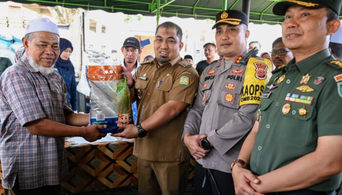 Pj Bupati-Forkopimda Pantau Pangan Murah Perdana Di Masjid Piyeung