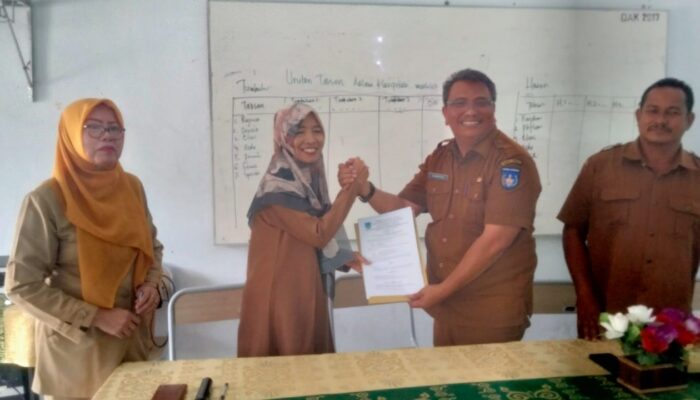 SMPN 4 Langsa MoU Bersama Kesbangpol