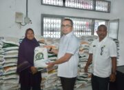 2179 KK Di Sabang Terima Bantuan Pangan Cadangan Beras Pemerintah