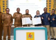 Pj Bupati Aceh Besar Teken MoU PBJT Dengan PLN