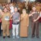 Wali Kota Susanti Dewayani (enam kanan) pose bersama peserta dan lainnya saat pembukaan Musrenbang RKPD Pematangsiantar 2025 di Ballroom Hotel Horison, Jl. Medan, Selasa (27/2).(Waspada-Ist).