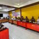 Anggota DPRD Kabupaten Toba Provinsi Sumut dalam pertemuan bersama APIP Inspektorat Kabupaten Aceh Singkil dalam kunjungan kerja nya, Selasa (27/2) kemarin. WASPADA/Ariefh