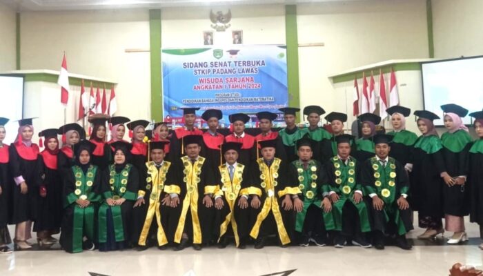 STKIP Padanglawas Gelar Wisuda Perdana