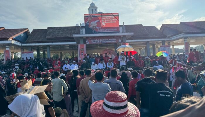 Ribuan Massa Padati Kampenye PA