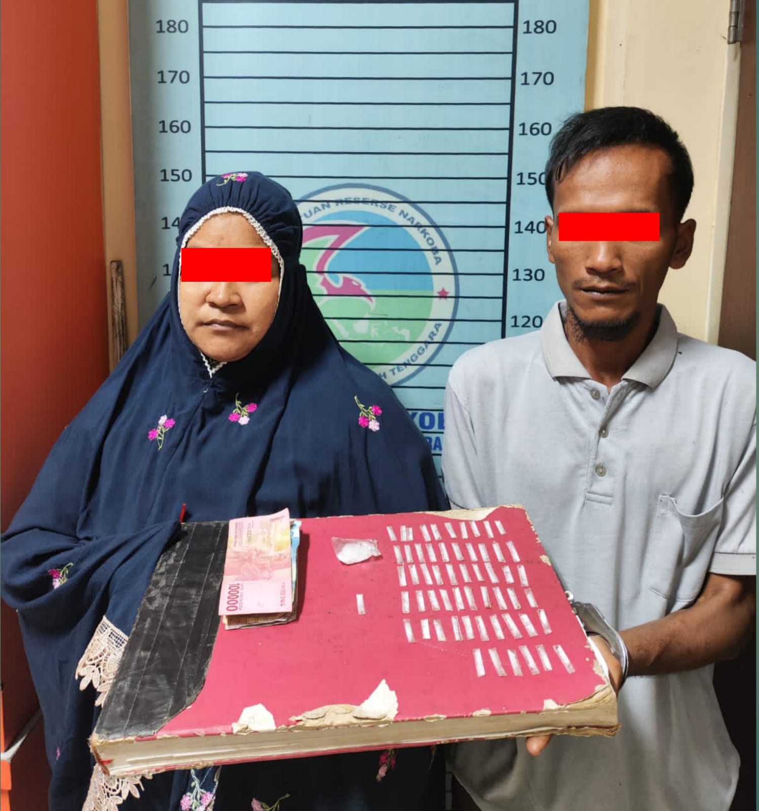 Dua pelaku pengedar sabu diamankan di Mapolres Agara. Waspada/Seh Muhammad Amin