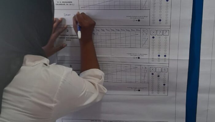 Prabowo-Ganjar ‘Nyungsep’ Di TPS Wali Kota Tanjungbalai