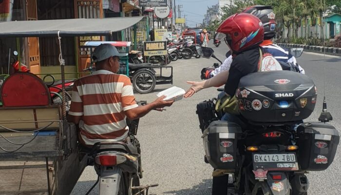 CB150X Adv Id Chapter Asahan Beri Inspirasi Peduli Berbagi
