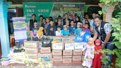 Maknai Ramadhan 2024, BRI Regional Office Medan bersama BRI Group Salurkan 2.000 Paket Sembako gratis.