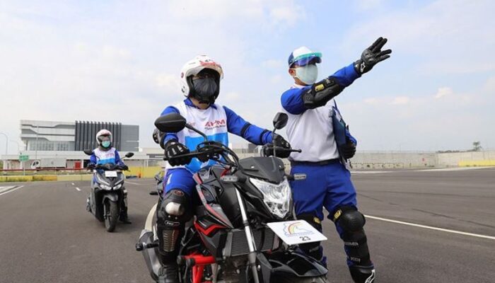 Tips #Cari_Aman Dalam Situasi Blind Spot