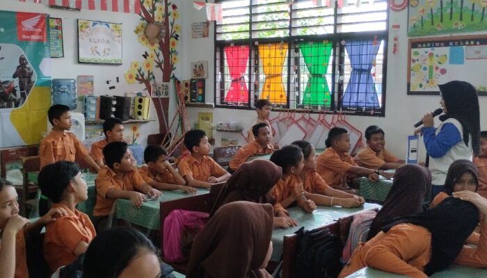 Lahirkan Generasi #Cari_Aman, Honda Edukasi Pelajar SD Galang