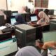 Simulasi Olimpiade Sains Nasional dilaksanakan secara online di Lab komputer Pesantren Darul Mursyid. ist