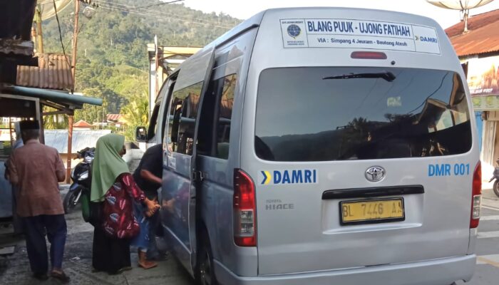Warga Antusias Sambut Angkutan Minibus Perintis PP Ke BAB 
