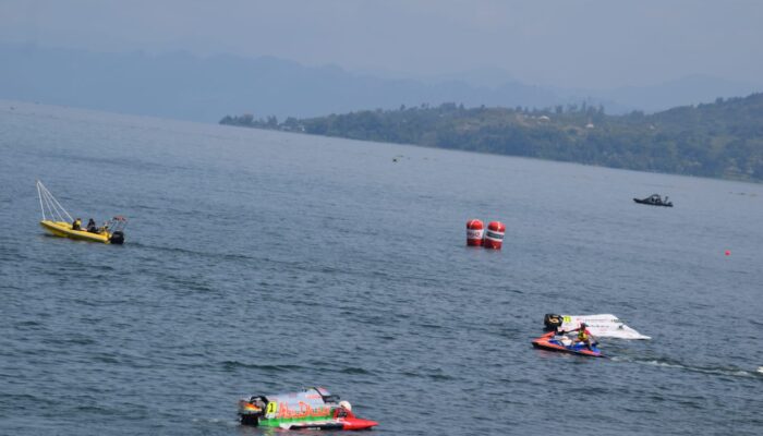 Jonas Anderson, Erik Stark Peringkat Pertama Race Result Putaran I & II F1H2O