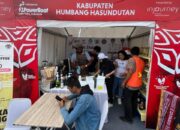 Stand UMKM Humbahas Ramai Pengunjung Pada Event F1 Powerboat