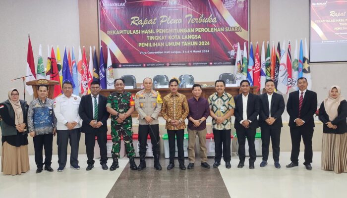 KIP Langsa Pleno Terbuka Rekapitulasi Hasil Perolehan Suara Pemilu