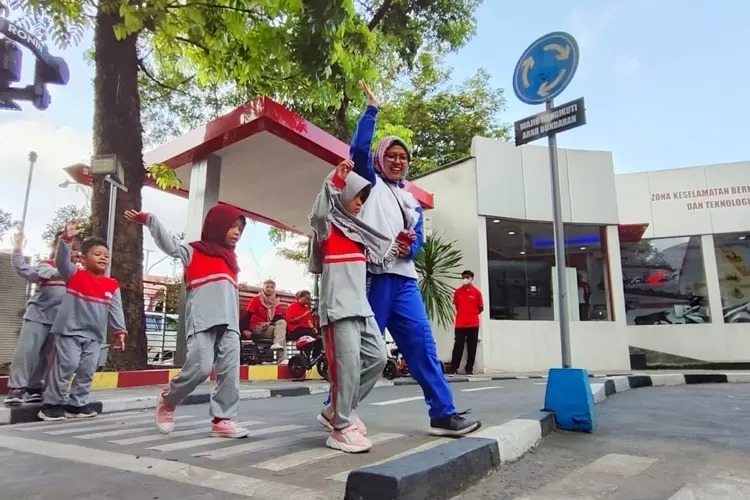IGTKI Medan Dukung Edufest Yayasan AHM