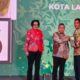 Pj Wali Kota Langsa Terima Piala Adipura