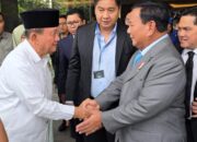 RE Nainggolan Bertemu Prabowo, Yakinkan Kemenangan 02 Di Danau Toba